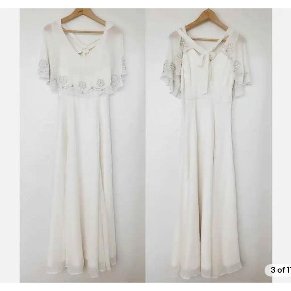 Breathtaking ModCloth Gown 🤍 - Picture 5 of 15